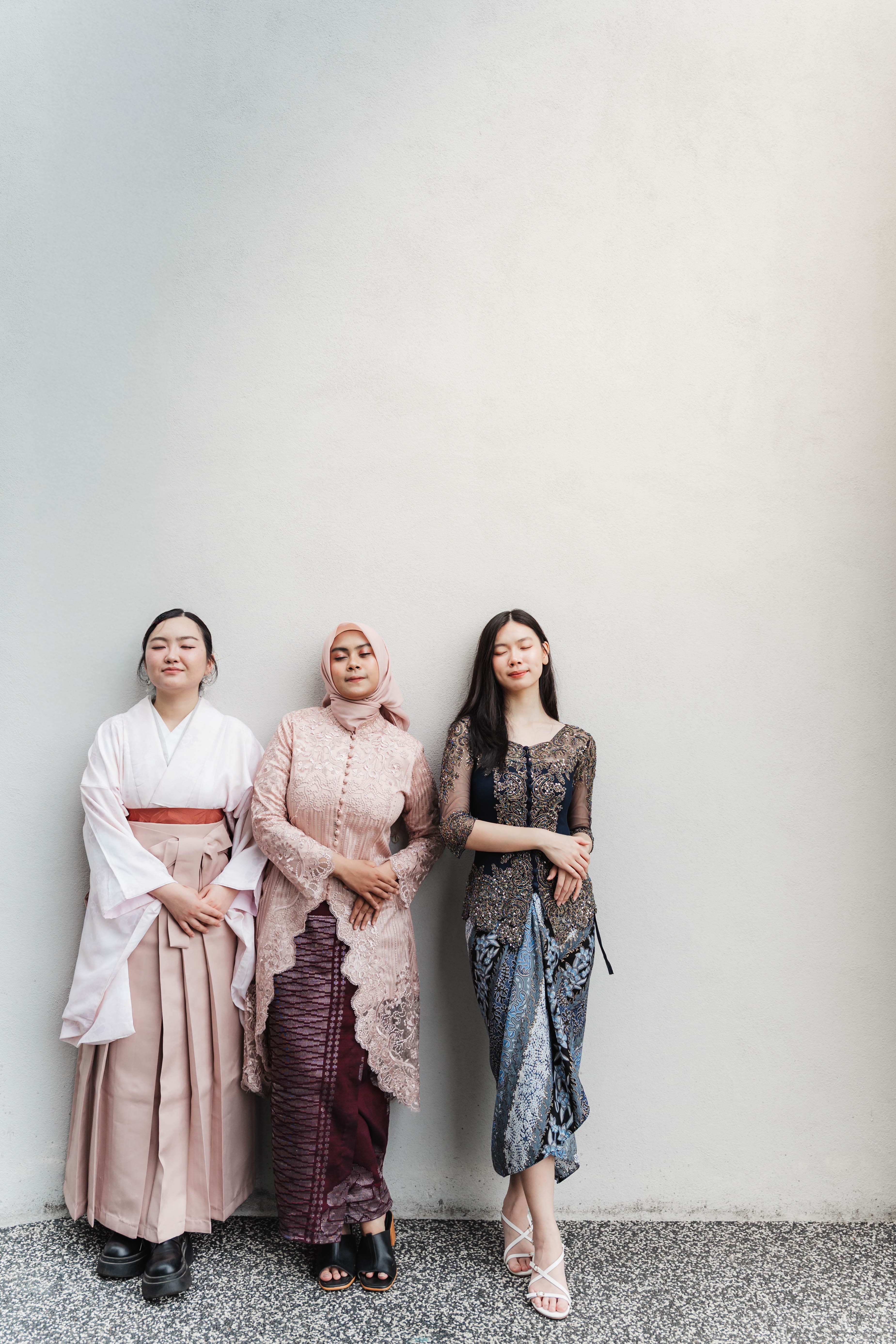 The Gals — wil-03690